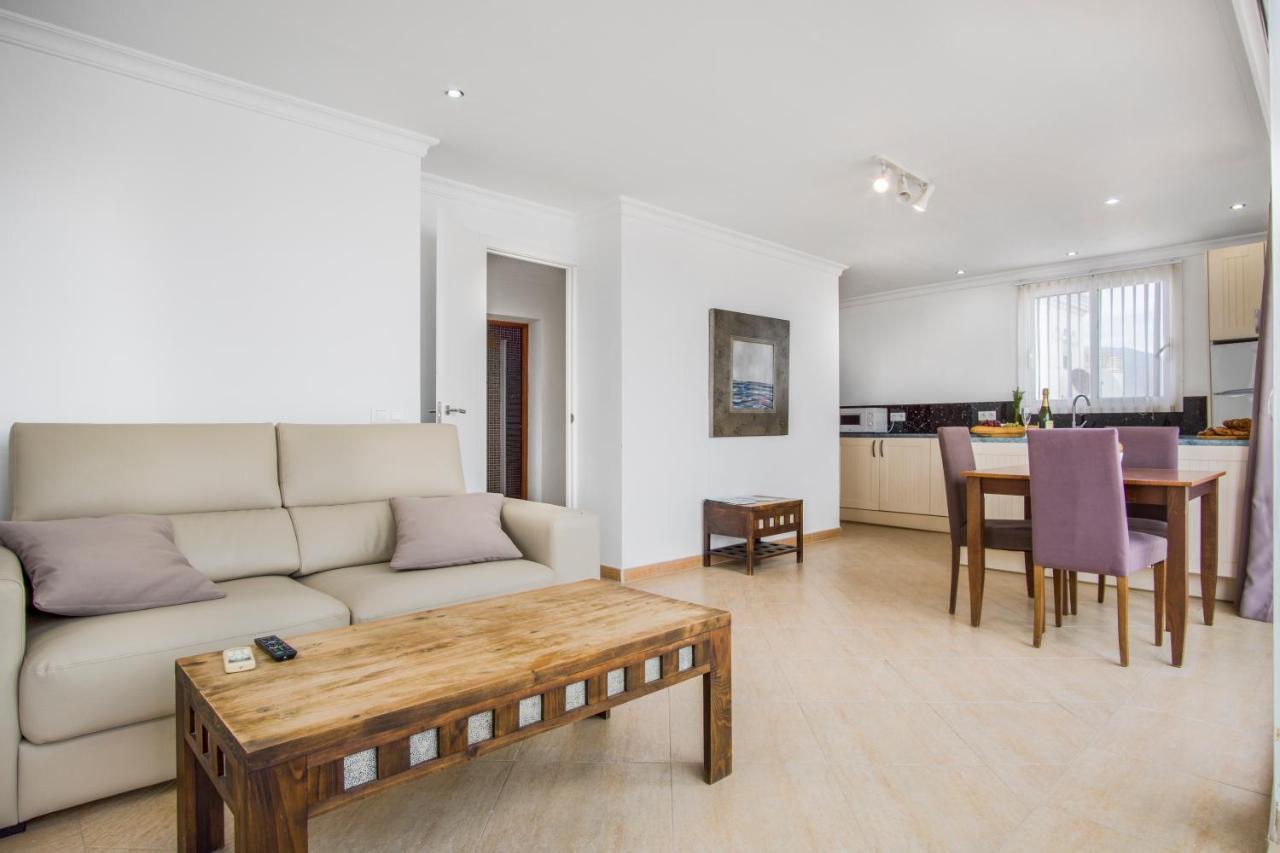 Duquesa Harbour Club Aparthotel Манільва Екстер'єр фото