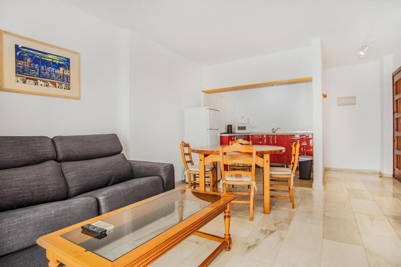 Duquesa Harbour Club Aparthotel Манільва Екстер'єр фото