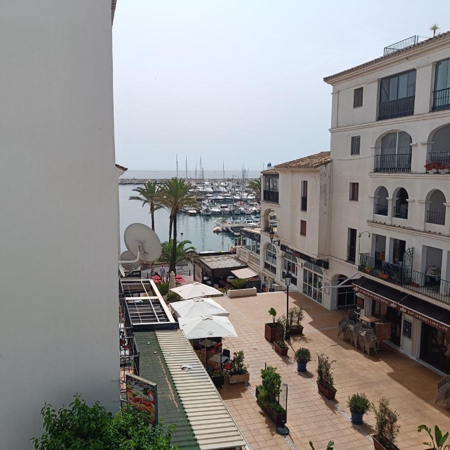 Duquesa Harbour Club Aparthotel Манільва Екстер'єр фото